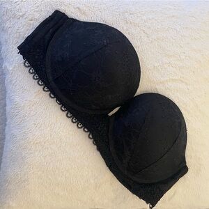 Victorias Secret Very Sexy Strapless Bra
